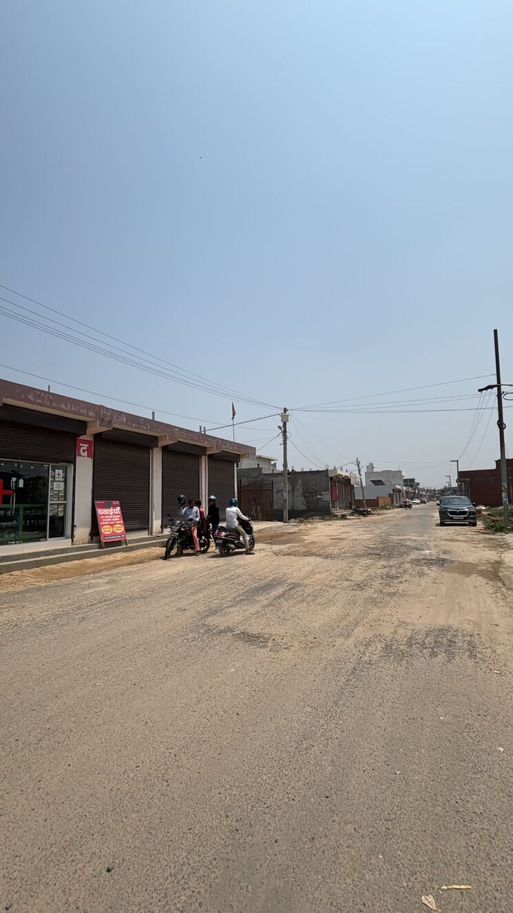  Parking, jhajjar road  100 Sq.Yd. Plot In Jhajjar Road Gurgaon 9475070