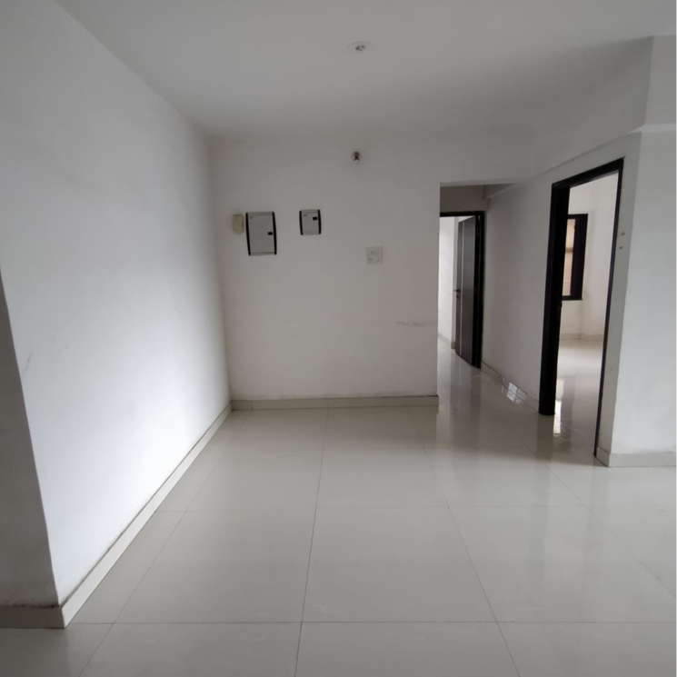 Room, ghatkopar east 3 Bedroom 1140 Sq.Ft. Apartment In Ghatkopar East Mumbai 9475155