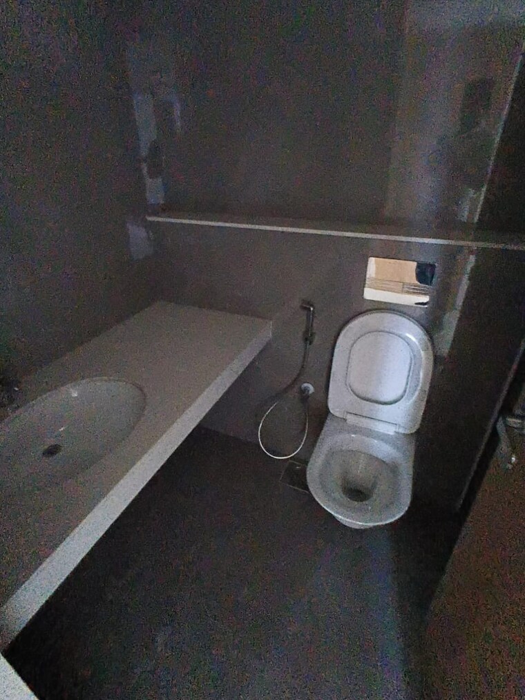 Bathroom, lodha-woods 2 Bedroom 659 Sq.Ft. Apartment In Kandivali East Mumbai 9475135