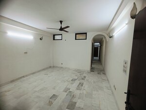 Room in 2 BHK Builder Floor at Malviya Nagar – for Rent