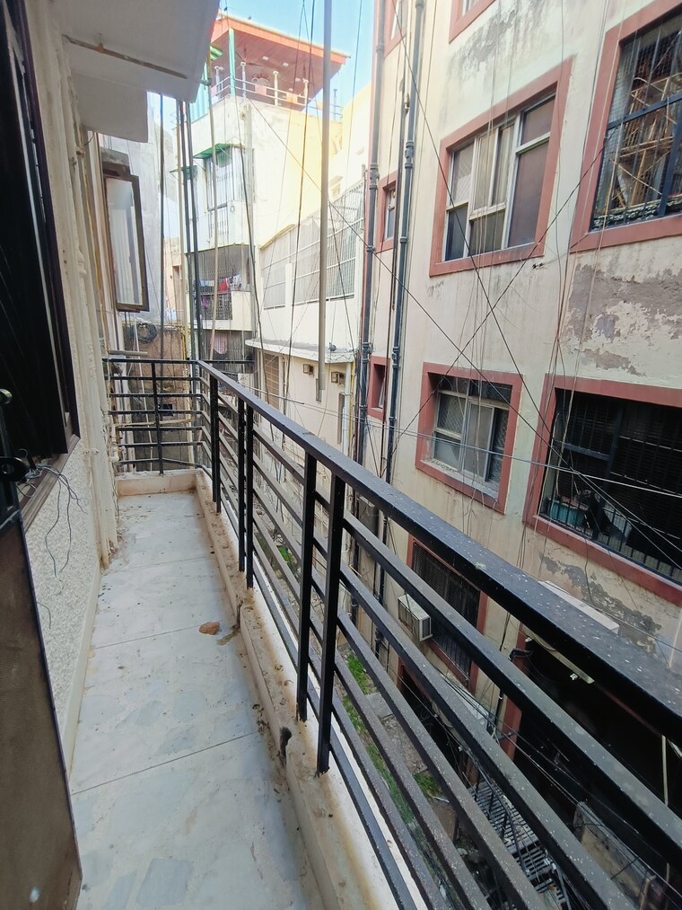 Balcony, malviya nagar 2 Bedroom 1010 Sq.Ft. Builder Floor In Malviya Nagar Delhi 9475137