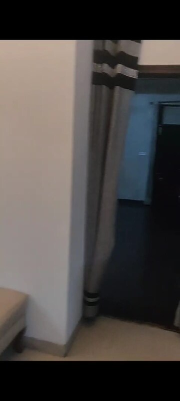 Living Room in 3 BHK Builder Floor at Sector 7 – for Rent