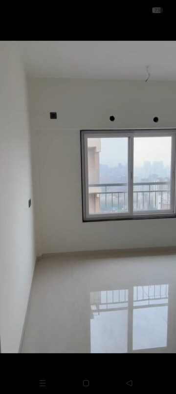 Room in 2 BHK Apartment at Chandak Stella, Goregaon West – for Sale
