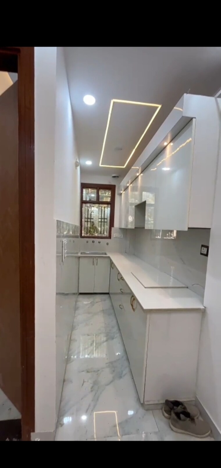 Kitchen, dwarka mor 1 Bedroom 360 Sq.Ft. Builder Floor In Dwarka Mor Delhi 9475223