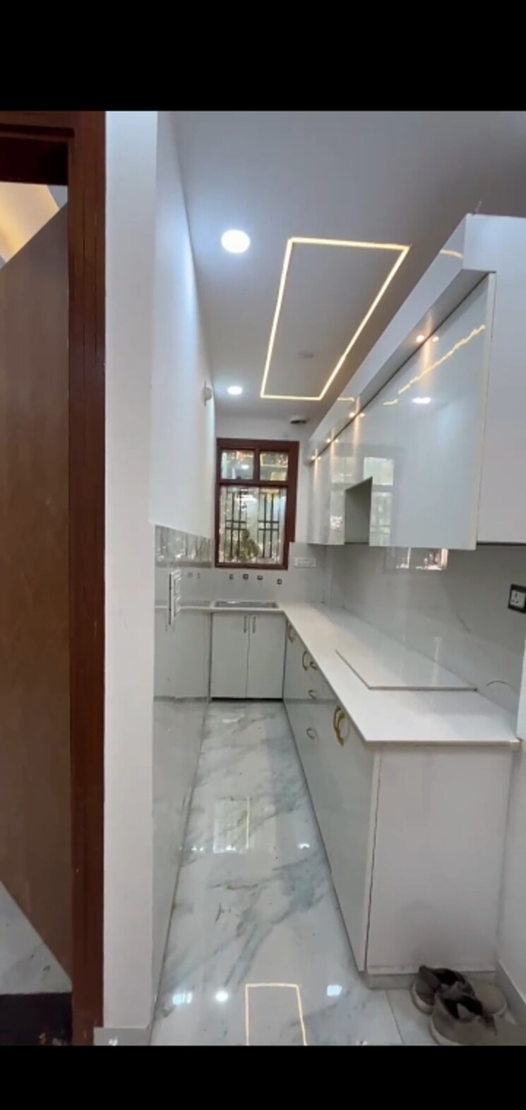 Kitchen, dwarka mor 1 Bedroom 360 Sq.Ft. Builder Floor In Dwarka Mor Delhi 9475223