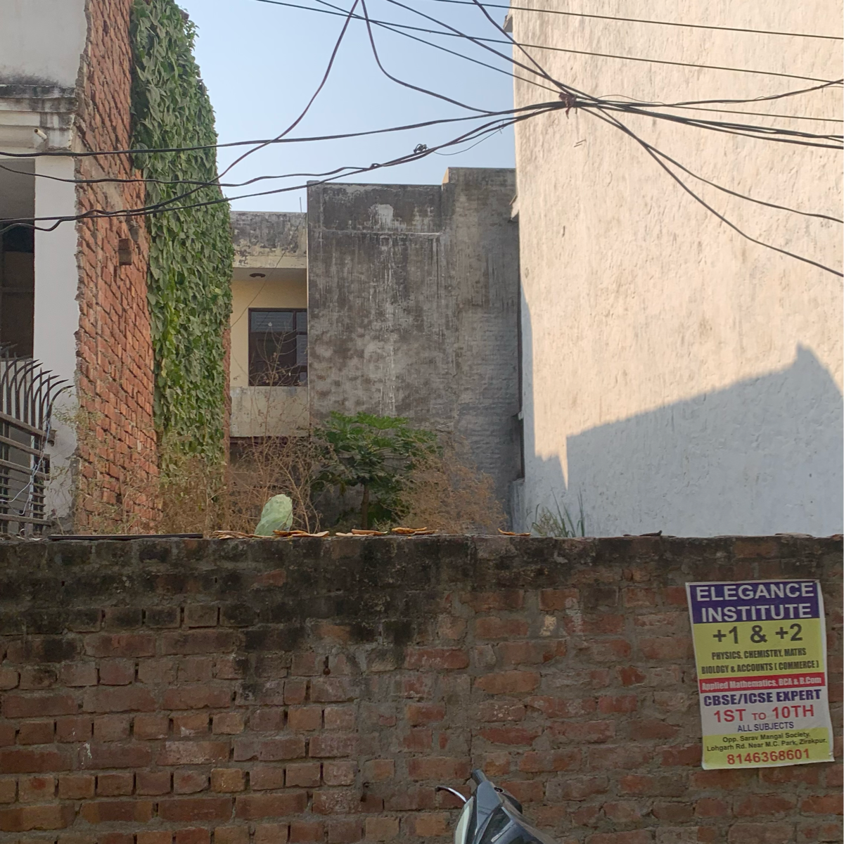 Plot For Sale in Gee Associates 