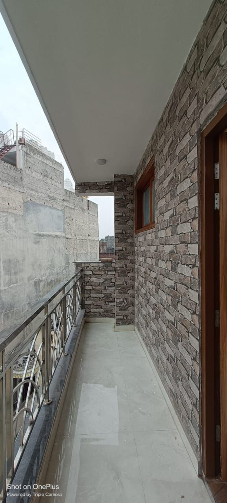 Balcony, saket 1 Bedroom 400 Sq.Ft. Builder Floor In Saket Delhi 9475378