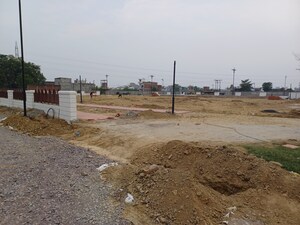 Master Bedroom in 3 BHK Apartment at Ajit Oro Atlantis, Jankipuram – for Sale