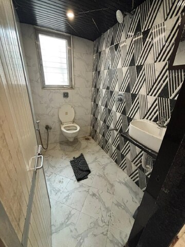 Bathroom in 1 BHK Apartment at Khar West – for Rent