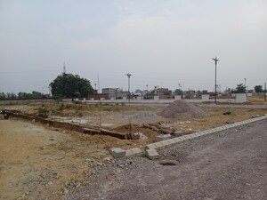 Master Bedroom in 3 BHK Apartment at Ajit Oro Atlantis, Jankipuram – for Sale