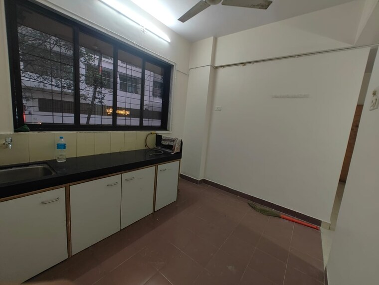Kitchen, satyam-chs-naupada 1 RK 300 Sq.Ft. Apartment In Naupada Thane 9475483