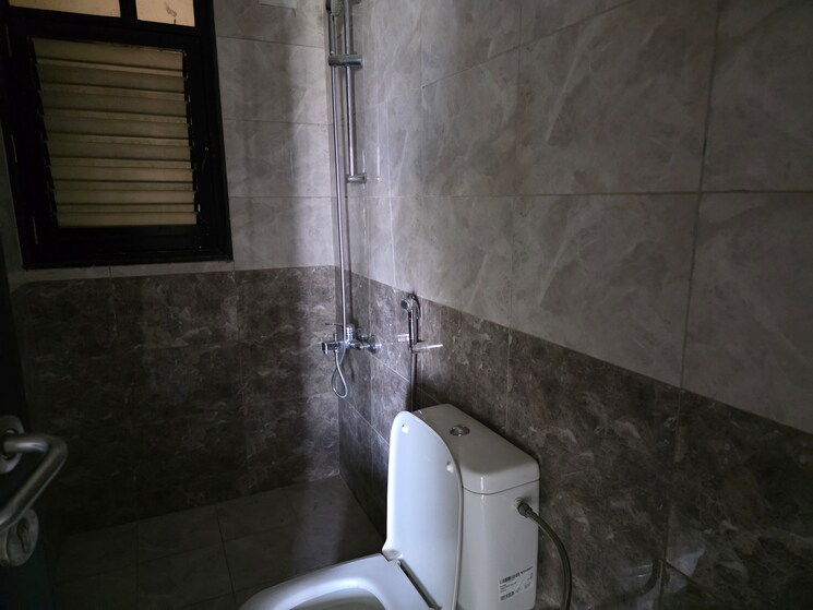 Bathroom, sargam-chs-nanded 3 Bedroom 1450 Sq.Ft. Apartment In Sinhagad Road Pune 9475498