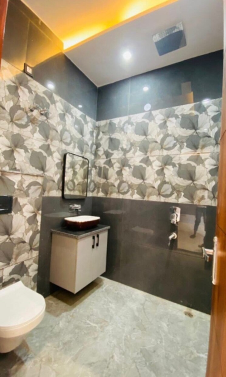 Kitchen, vision-homes-ghazipur 3 Bedroom 135 Sq.Yd. Independent House In Ghazipur Zirakpur 9475511