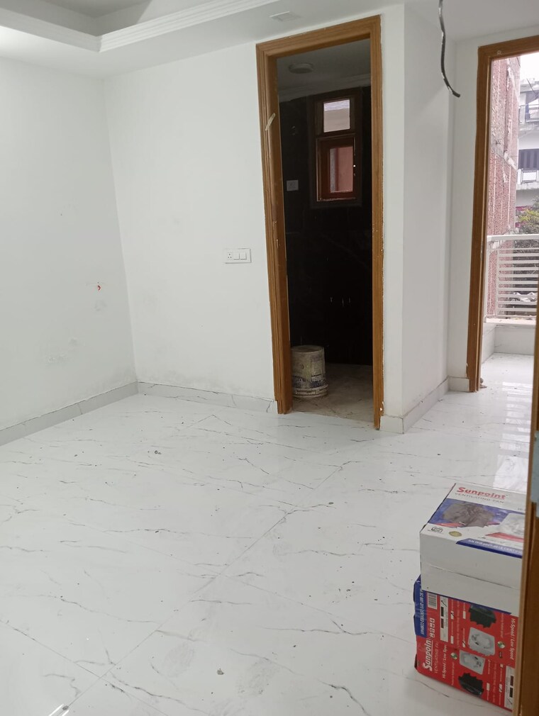 Room, malviya nagar 3 Bedroom 1100 Sq.Ft. Builder Floor In Malviya Nagar Delhi 9475503