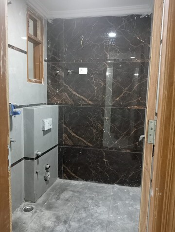 Kitchen in 3 BHK Builder Floor at Malviya Nagar – for Rent