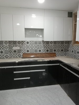 Kitchen in 3 BHK Builder Floor at Malviya Nagar – for Rent