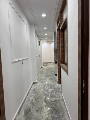  3 BHK Builder Floor at Malviya Nagar – for Rent