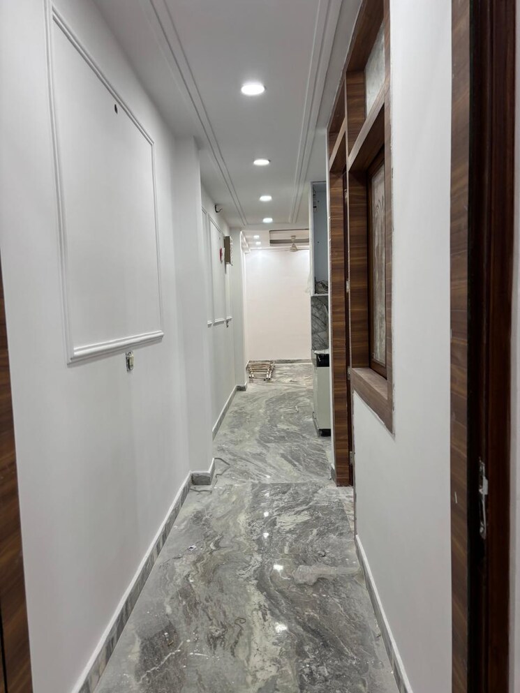 Other, malviya nagar 3 Bedroom 1100 Sq.Ft. Builder Floor In Malviya Nagar Delhi 9475544