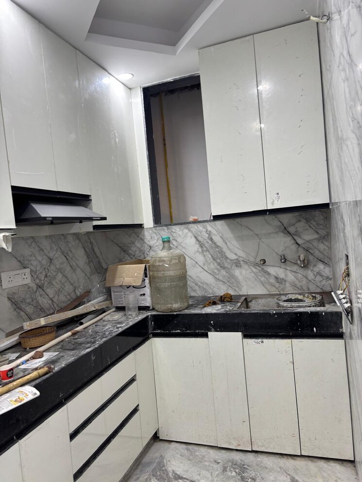 Kitchen, malviya nagar 3 Bedroom 1100 Sq.Ft. Builder Floor In Malviya Nagar Delhi 9475544