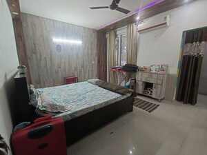 Bedroom in 3.5 BHK Apartment at Tulip Purple, Sector 69 – for Rent