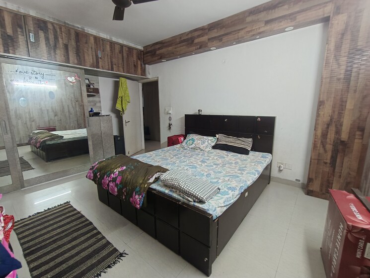 Bedroom, tulip-purple 3.5 Bedroom 1700 Sq.Ft. Apartment In Sector 69 Gurgaon 9475566