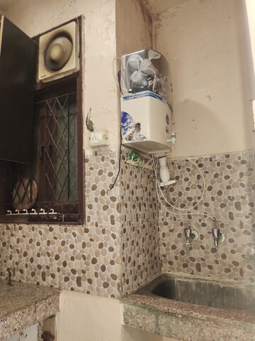  1 BHK Builder Floor at Malviya Nagar – for Rent