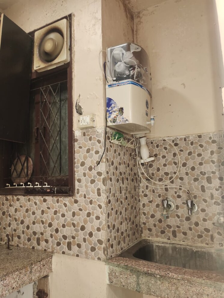 undefined, malviya nagar 1 Bedroom 450 Sq.Ft. Builder Floor In Malviya Nagar Delhi 9475578