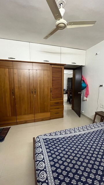 Bedroom in 2 BHK Apartment at Kothrud – for Rent