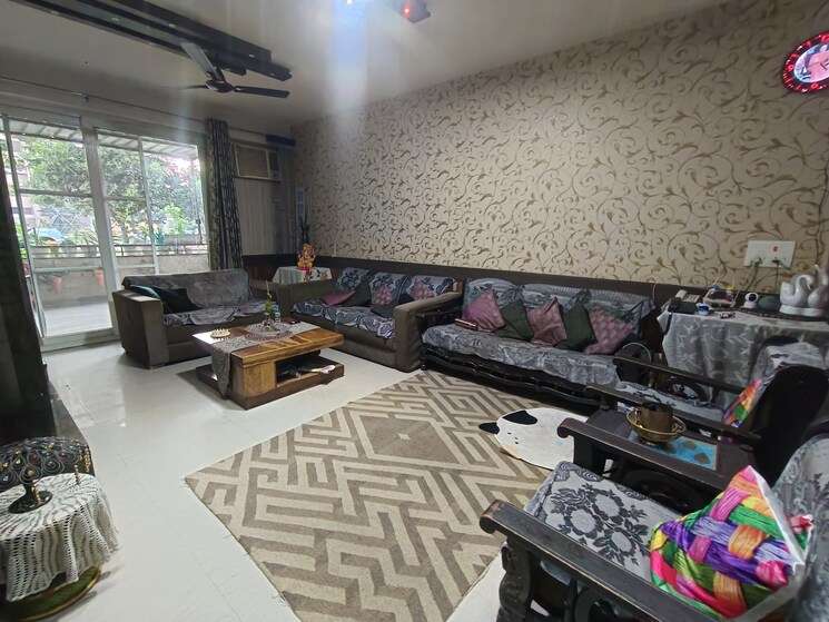 Bedroom, tulip-purple 1 Bedroom 400 Sq.Ft. Apartment In Sector 69 Gurgaon 9475615