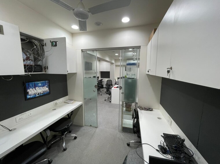 Kitchen, science city Commercial Office Space 1410 Sq.Ft. In Science City Ahmedabad 9475583