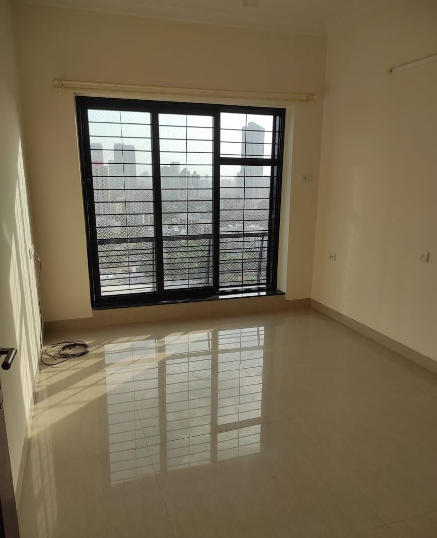 1 BHK Apartment For Rent in K Raheja Heights