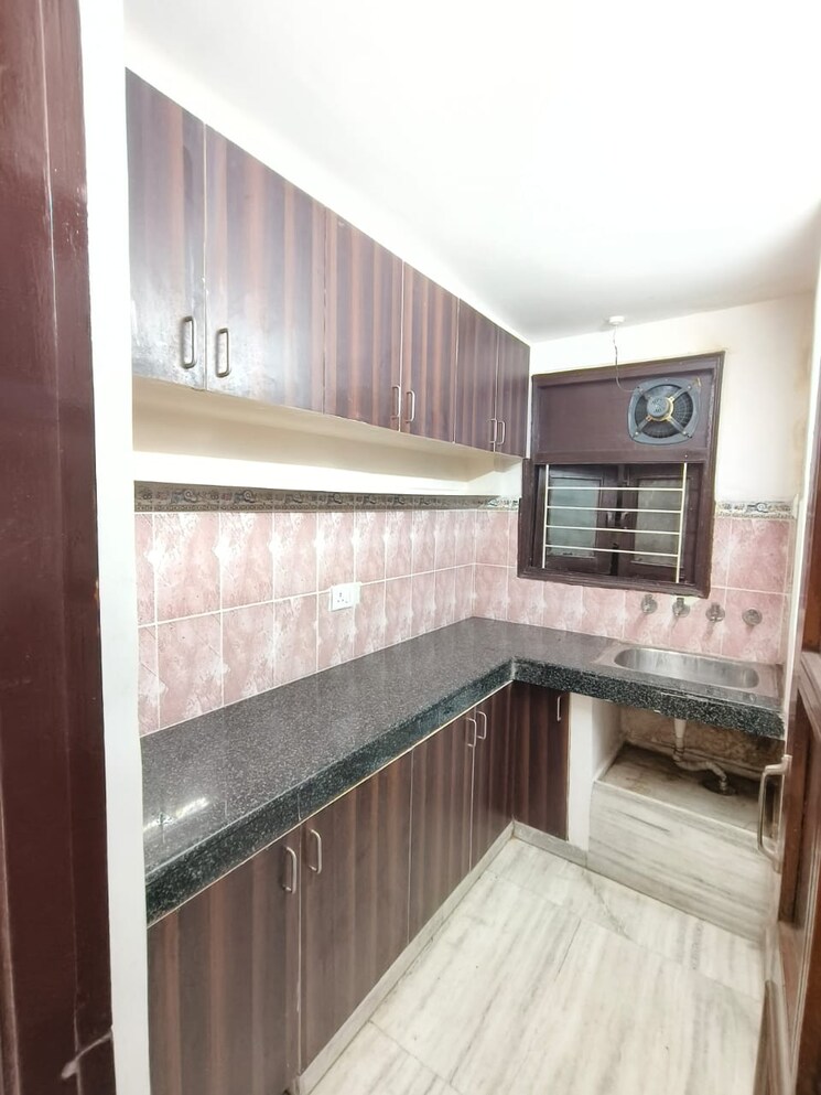 Kitchen, malviya nagar 2 Bedroom 800 Sq.Ft. Builder Floor In Malviya Nagar Delhi 9475596