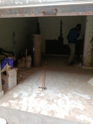  Shop For Rent in Neb Sarai