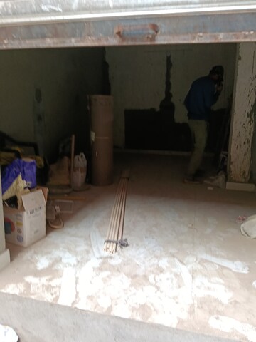  Shop For Rent in Neb Sarai