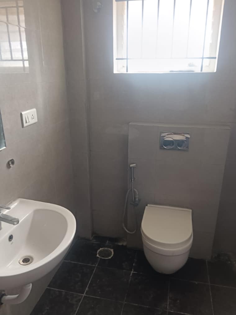 Bathroom, sajjan-sanjaynagar-enclave 3 Bedroom 4000 Sq.Ft. Apartment In Sanjay Nagar Bangalore 9475688