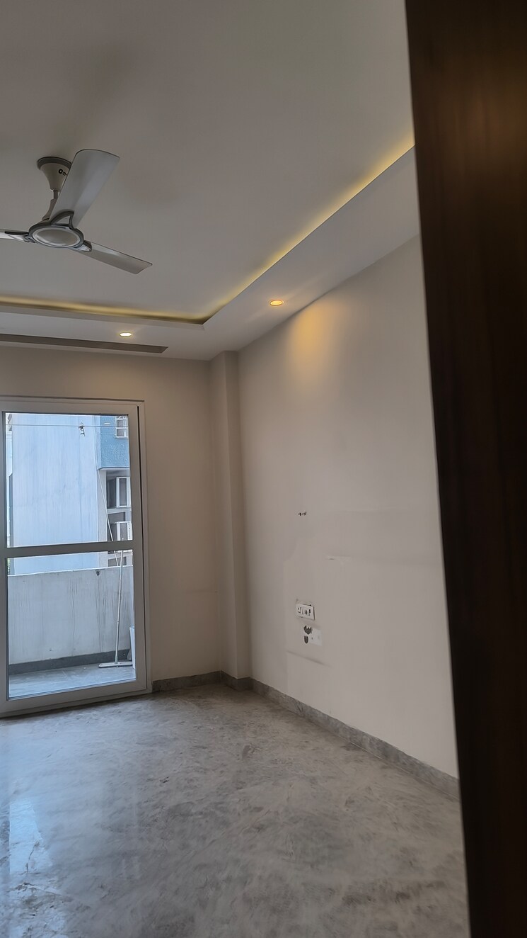 Room, dlf-the-icon 3 Bedroom 500 Sq.Yd. Builder Floor In Dlf Phase V Gurgaon 9475620