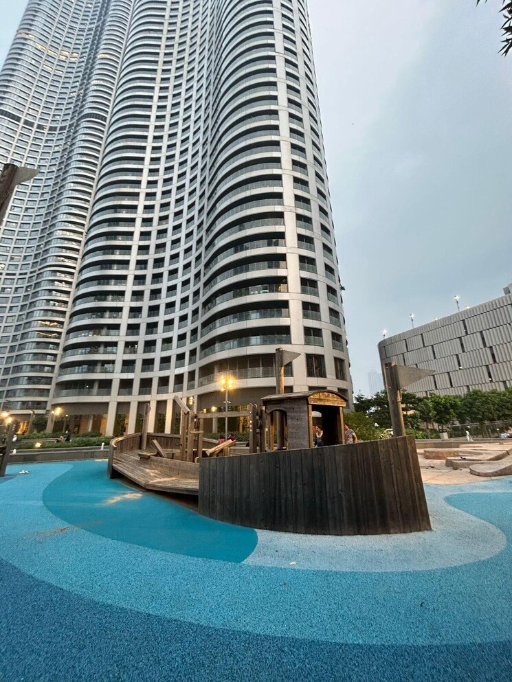Exterior View, lodha-world-crest 5 Bedroom 4589 Sq.Ft. Apartment In Worli Mumbai 9475675