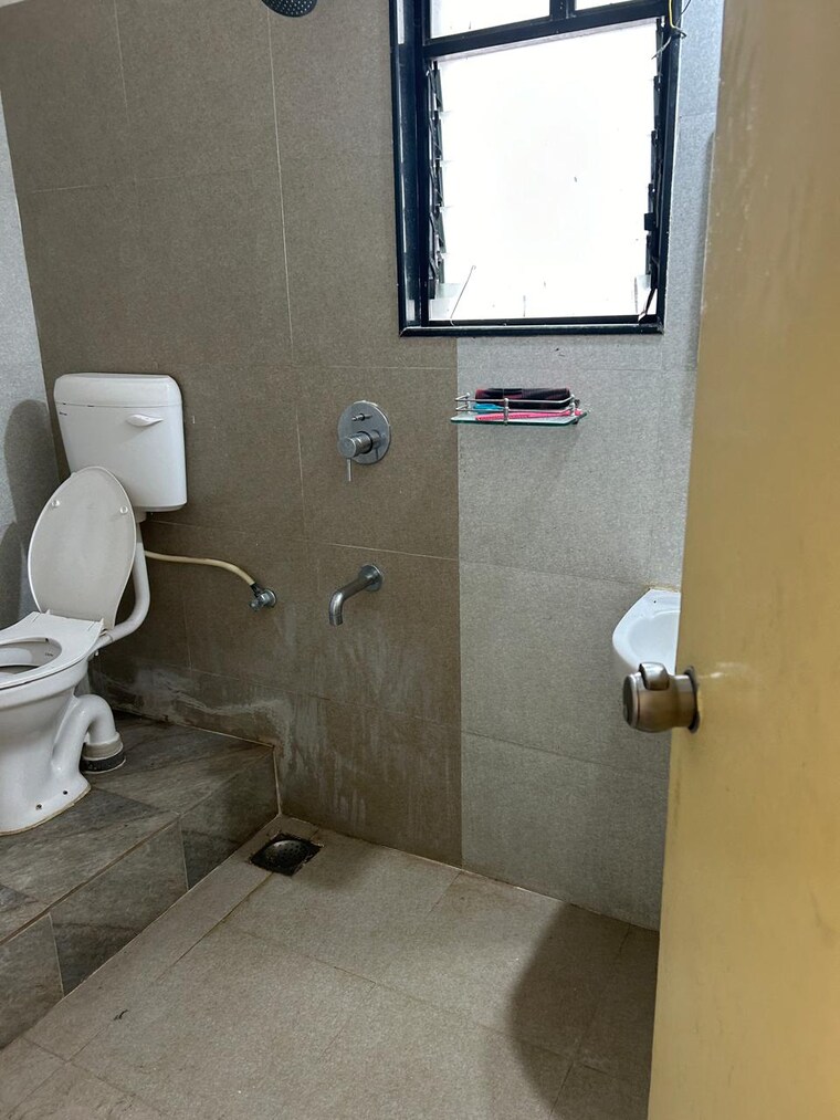 Bathroom, shreyas-palladium-exotica-phase-ii 2 Bedroom 1200 Sq.Ft. Apartment In Dhanori Pune 9475718