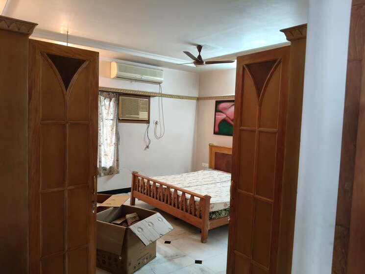 Bedroom, green park extension 4 Bedroom 500 Sq.Yd. Builder Floor In Green Park Extension Delhi 9475765