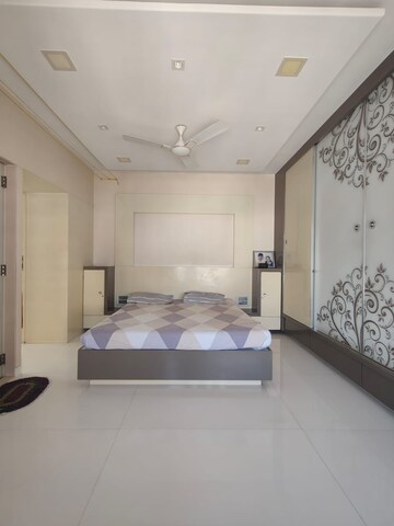 Master Bedroom in 3 BHK Apartment at Borivali West – for Sale