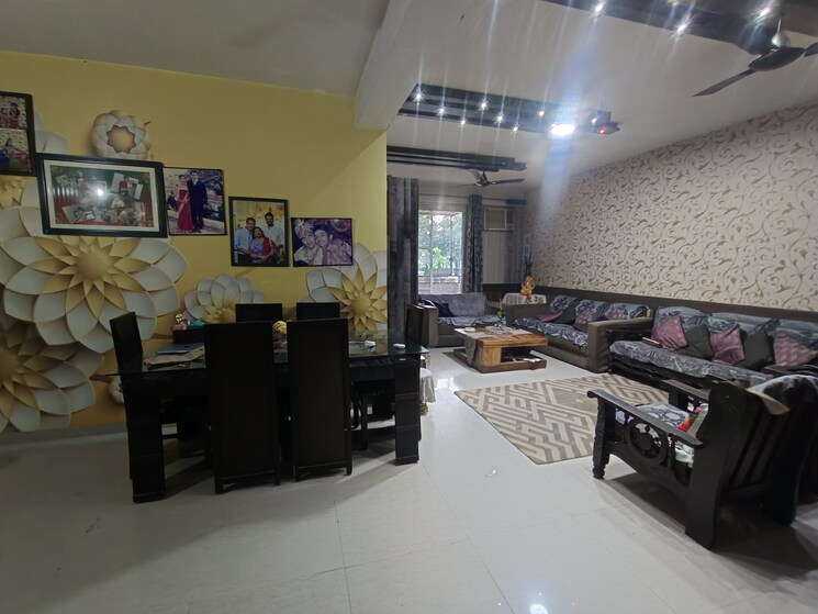 Living Room, tulip-purple 1 Bedroom 500 Sq.Ft. Apartment In Sector 69 Gurgaon 9475865