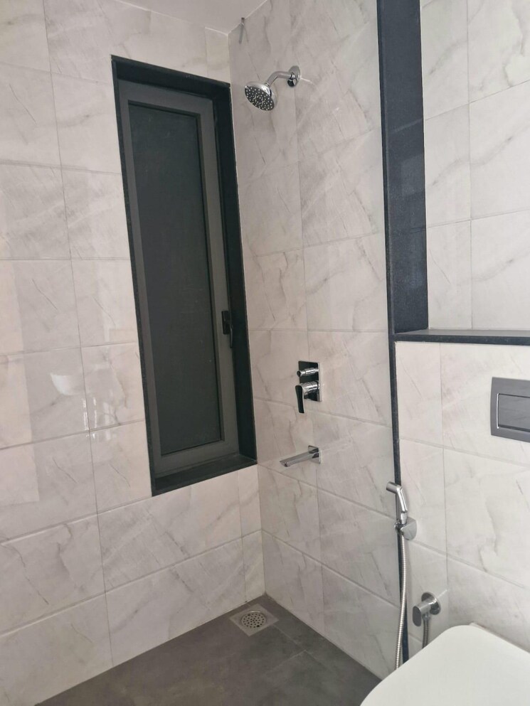 Bathroom, lodha-vista 2 Bedroom 646 Sq.Ft. Apartment In Lower Parel Mumbai 9475869