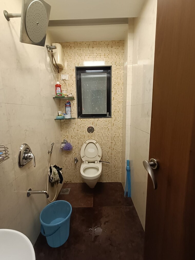 Bathroom, atlanta-heights 2 Bedroom 750 Sq.Ft. Apartment In Prabhadevi Mumbai 9475774