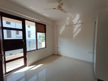 3 BHK Builder Floor For Rent in RWA Residential Society Sector 46, Sector 46