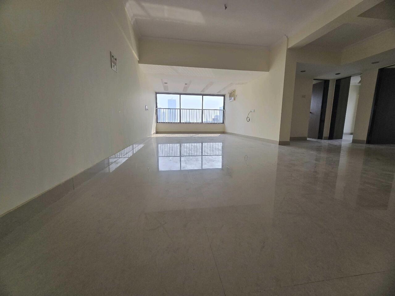 4 BHK + Servant Room Apartment For Sale in Prabhadevi