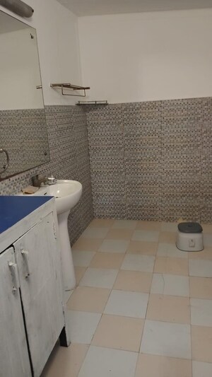 Bathroom in 1 BHK Builder Floor at New Friends Colony – for Rent