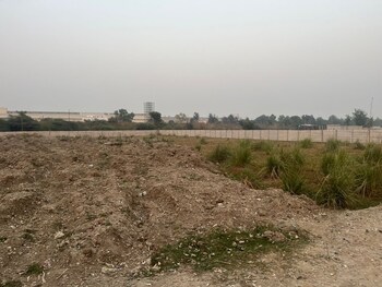 Plot for Sale in Sector 18 Yamuna Expressway, Greater Noida