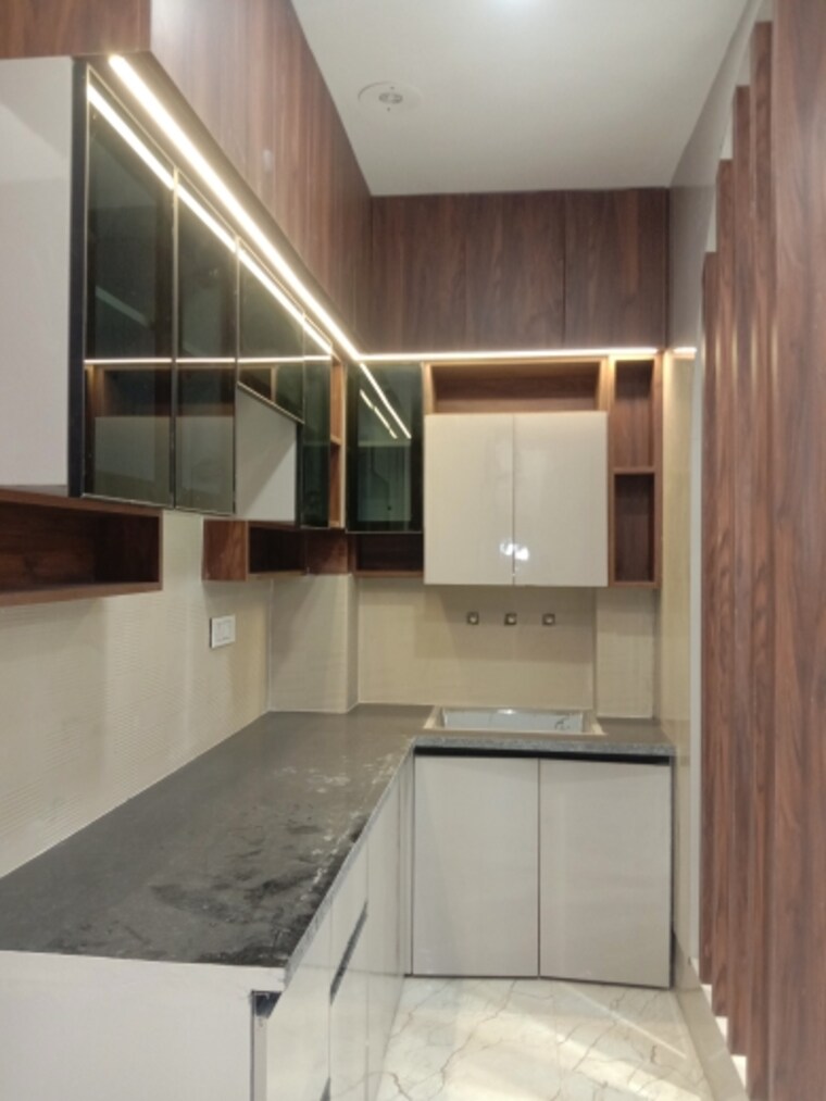 Kitchen, dwarka mor 3 Bedroom 630 Sq.Ft. Builder Floor In Dwarka Mor Delhi 9476099