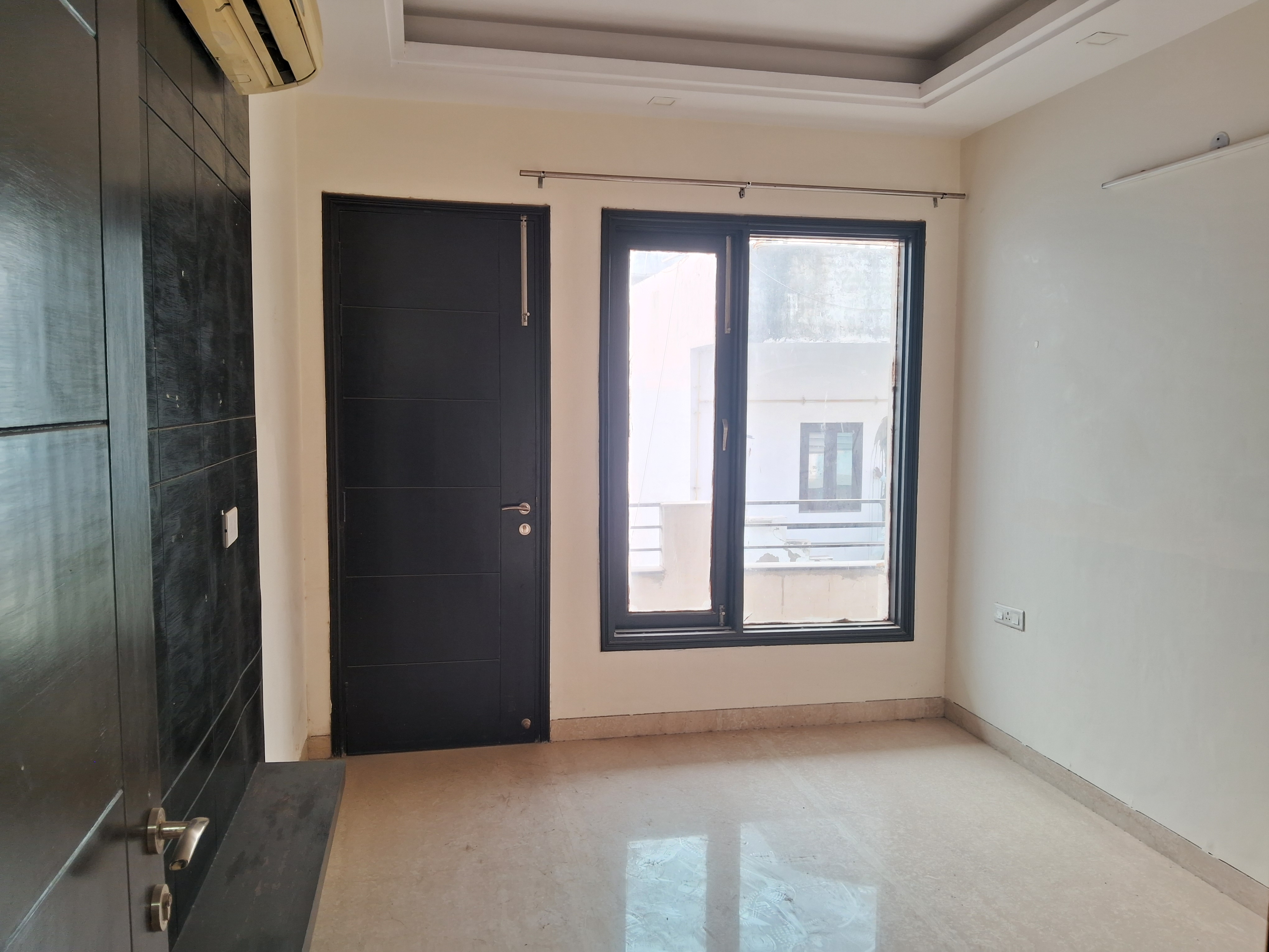 3 BHK + Pooja Room Apartment For Rent in Ashiana Silver Crest