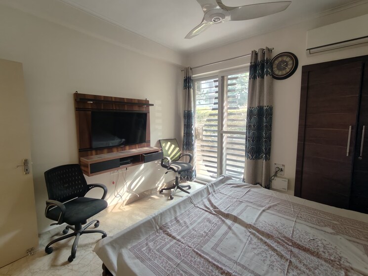 Master Bedroom, orchid-island 3 Bedroom 1495 Sq.Ft. Apartment In Sector 51 Gurgaon 9476120